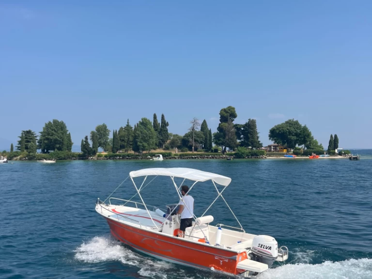 YachtCharter in Manerba del Garda - Venere Relax auf SamBoat