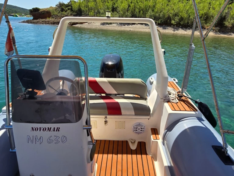 Boot mieten Novalja günstig NM630