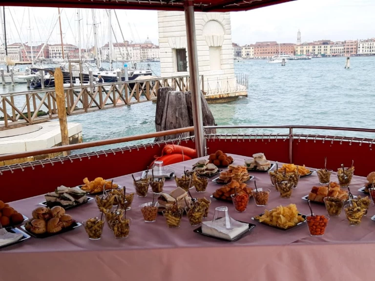 De Poli Classic Trawler mieten Venedig