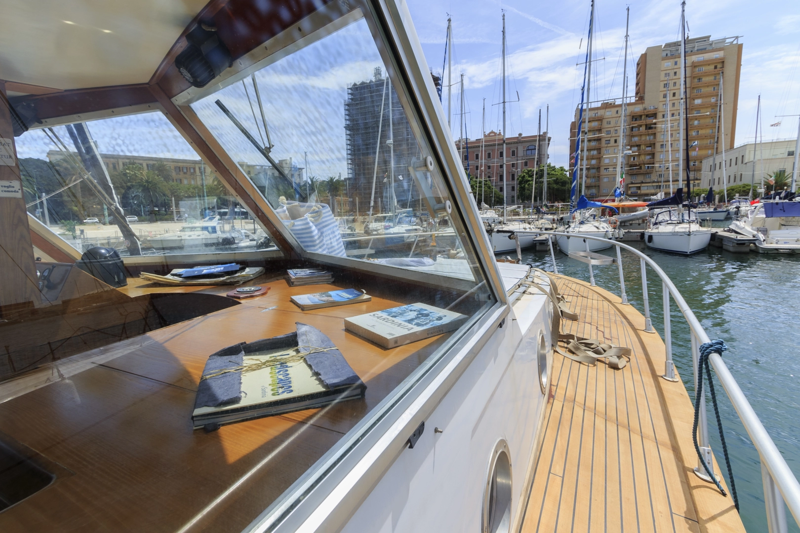 Boot mieten Cagliari Port günstig STELVIO CS287/D