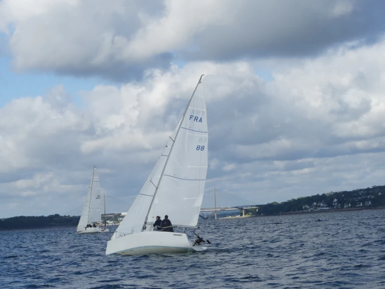 Segelboot mieten in Brest zum besten Preis