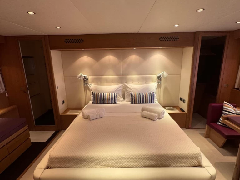 Vermietung Yacht Aicon mit Führerschein