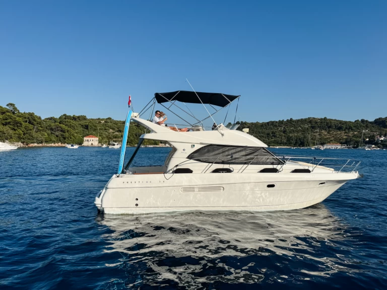 YachtCharter in Dubrovnik - Jeanneau Prestige 36 Fly auf SamBoat