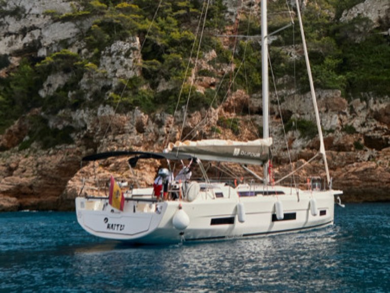 Segelboot mieten in Sant Antoni de Portmany zum besten Preis