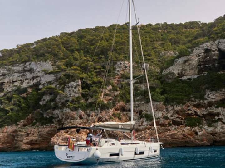 Dufour Dufour 470 mieten Sant Antoni de Portmany