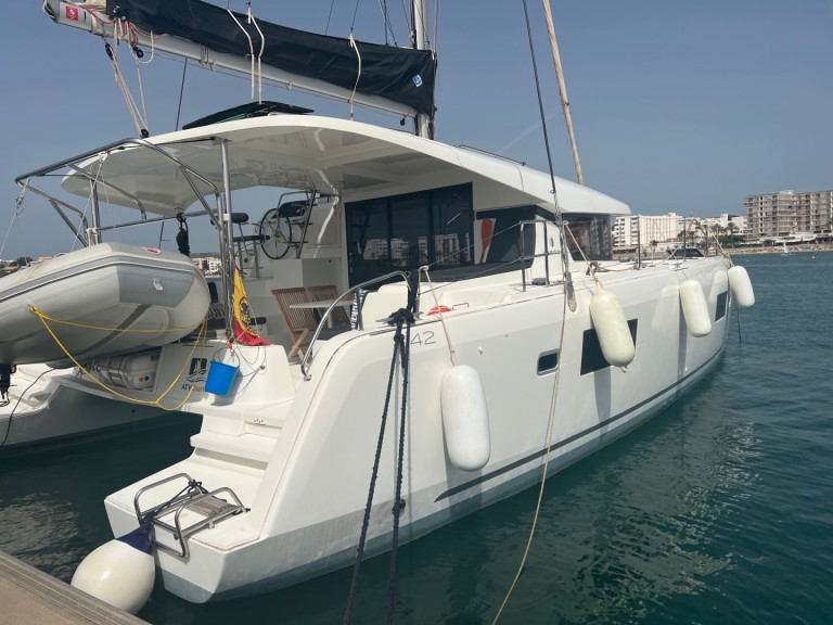 Boot mieten Sant Antoni de Portmany günstig Lagoon 42