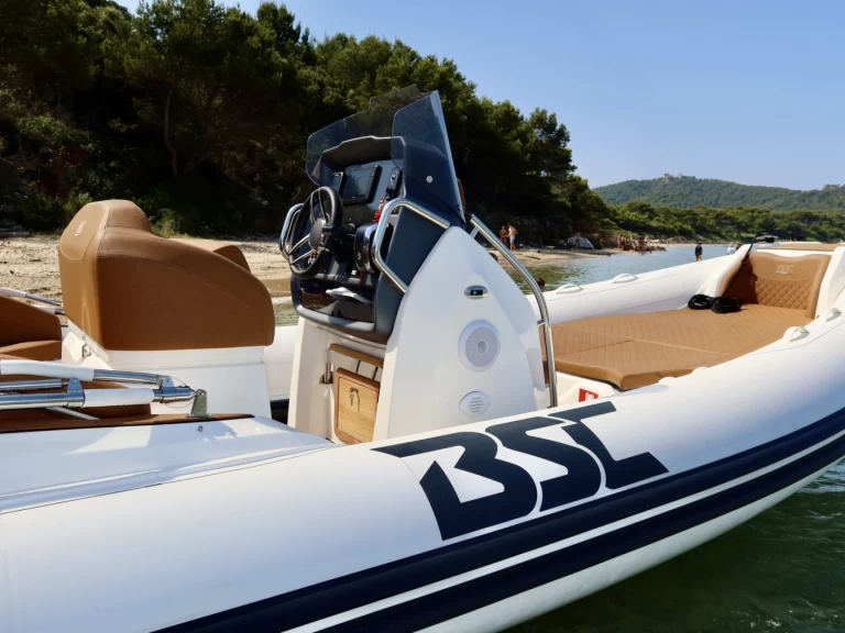 YachtCharter in Hyères - Bsc Bsc 70 élégance auf SamBoat