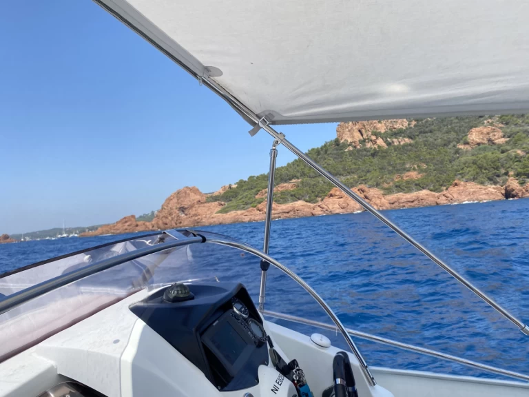 Bénéteau Flyer 650 Sun Deck mieten Mandelieu-la-Napoule