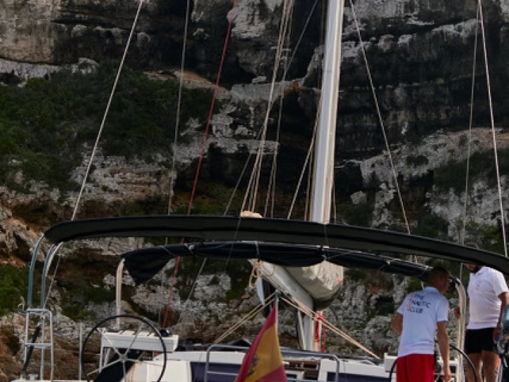 YachtCharter in Sant Antoni de Portmany - Dufour Dufour 470 auf SamBoat