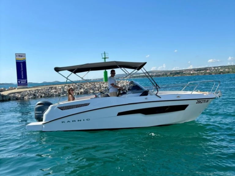 Motorboot mieten in Biograd na Moru zum besten Preis