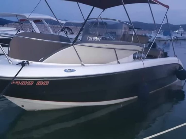 Ein Fisher 20 DECK mieten in Biograd na Moru