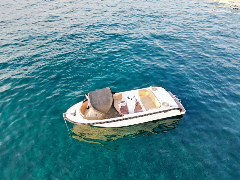 Vermietung Motorboot BRB mit Führerschein