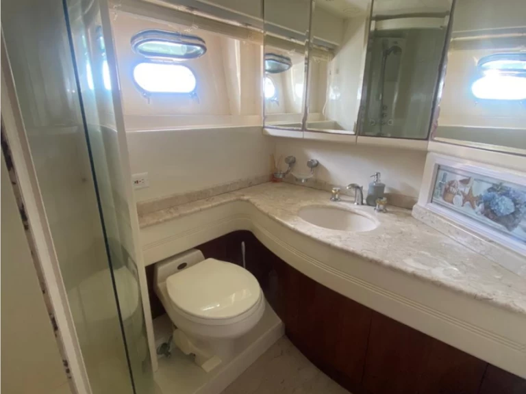 Ein Azimut Azimut 70 mieten in Cartagena