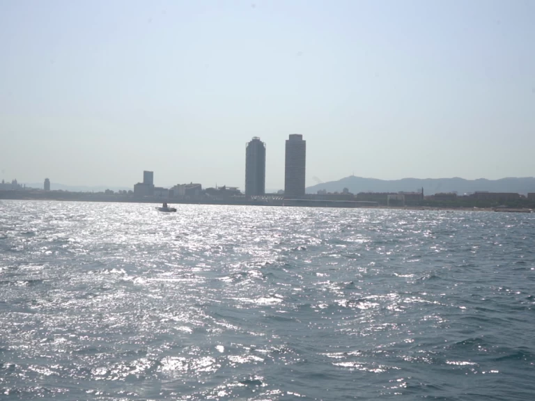 Vermietung Segelboot Dresport S.A mit Führerschein