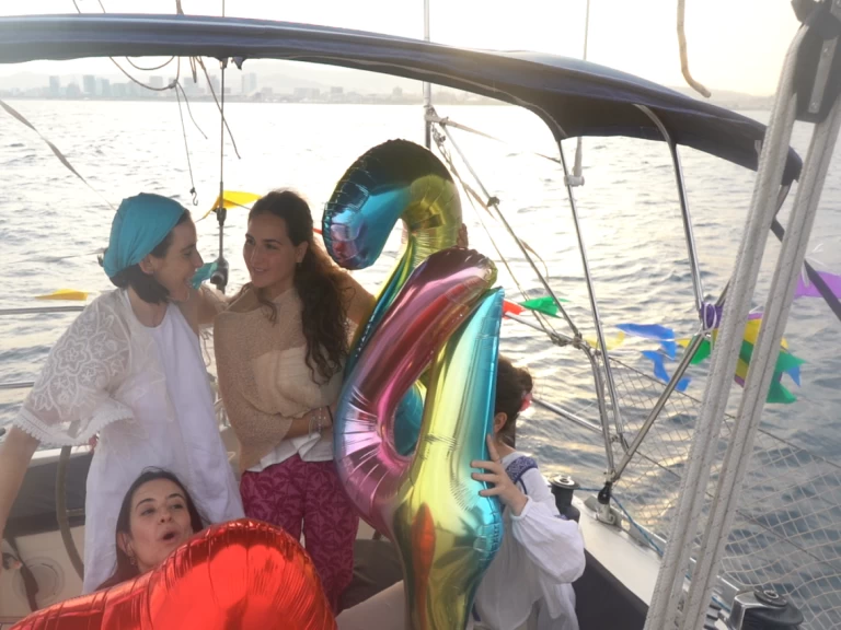 Ein Dresport S.A Furia 37 mieten in Badalona