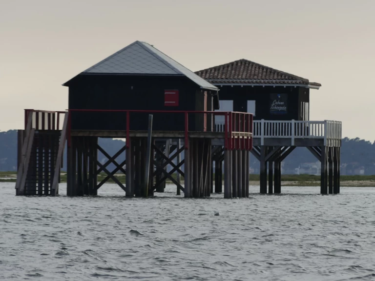 Motorboot mieten in Arcachon - Bayliner E21