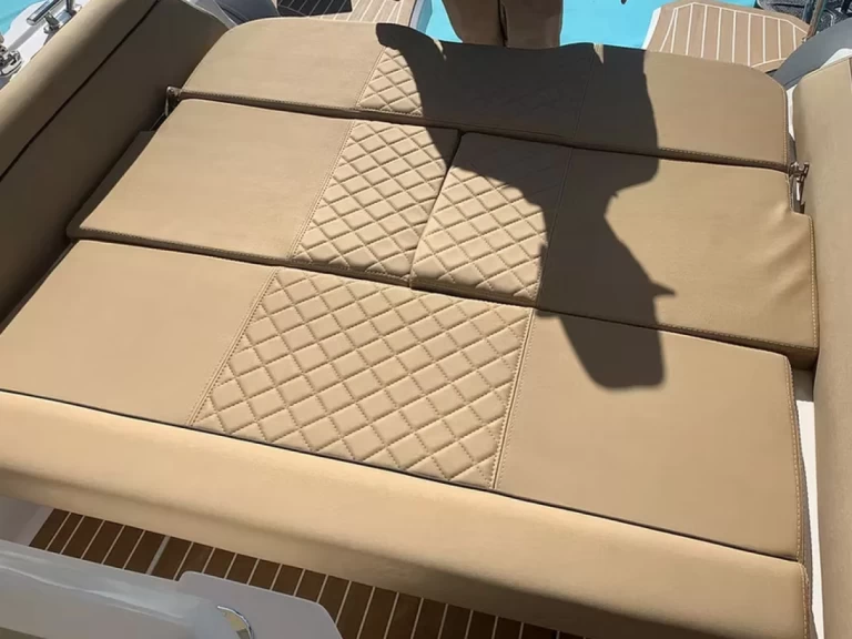 Schlauchboot mieten in Juan-les-Pins zum besten Preis