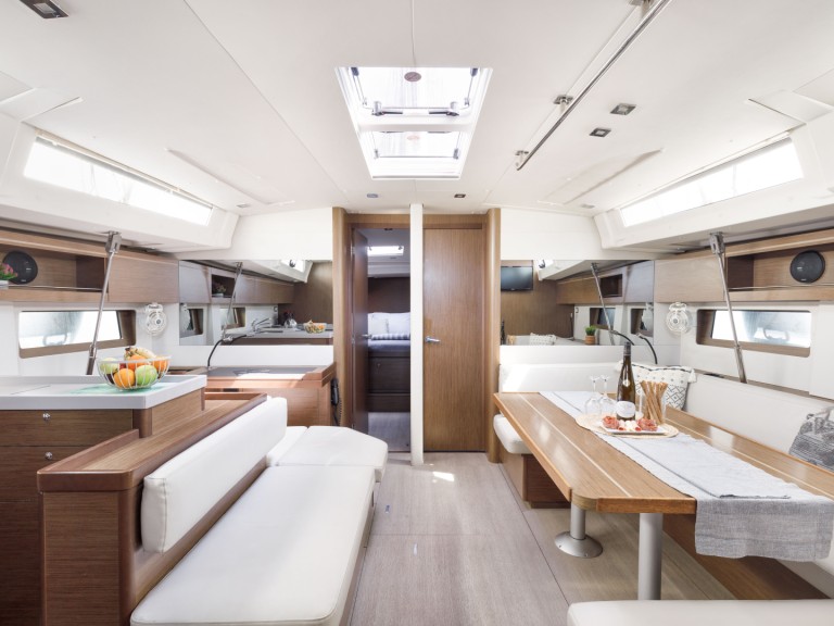 YachtCharter in Rhodos - Bénéteau Oceanis 51.1 auf SamBoat
