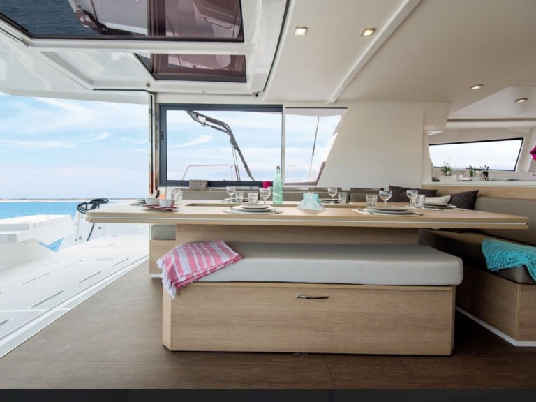 Katamaran mit oder ohne Skipper Bali Catamarans mieten in Parham Town