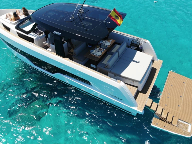 Vermietung Motorboot Fjord mit Führerschein