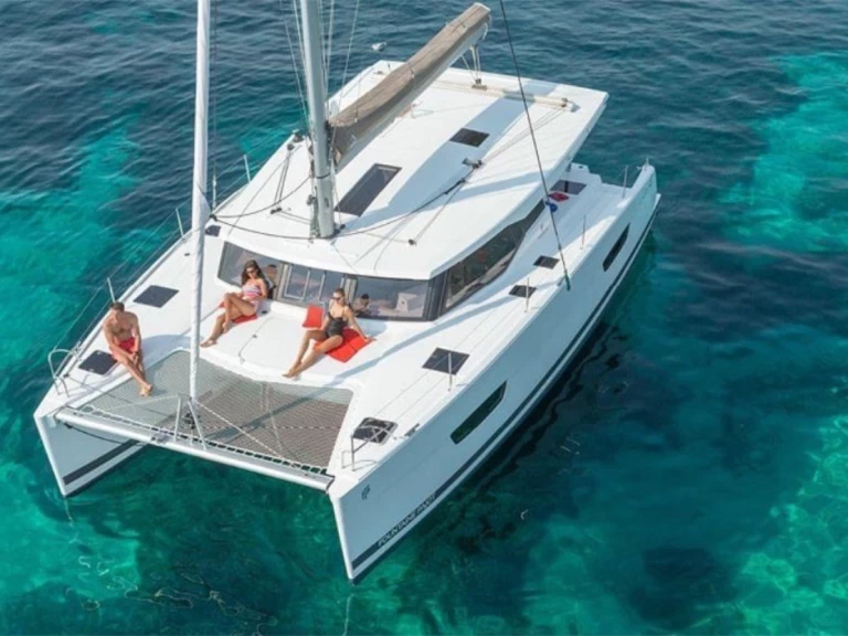 Katamaran mit oder ohne Skipper Fountaine Pajot mieten in Tivat