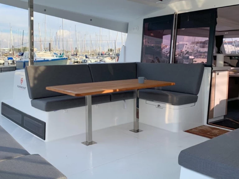 Fountaine Pajot Lucia 40 mieten Tivat