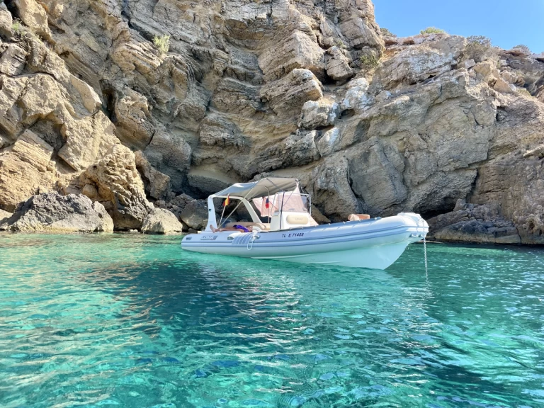 Vermietung Schlauchboot Lomac mit Führerschein