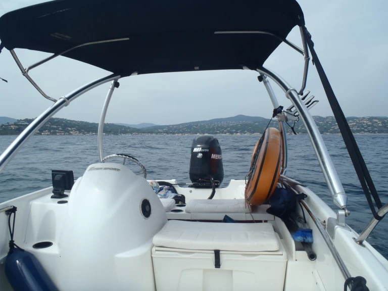 Boston Whaler Boston Whaler 170 super sport mieten Sainte-Maxime