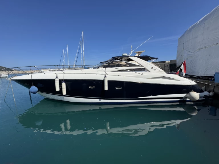 Ein Sunseeker Portofino 53 mieten in Roquebrune-Cap-Martin