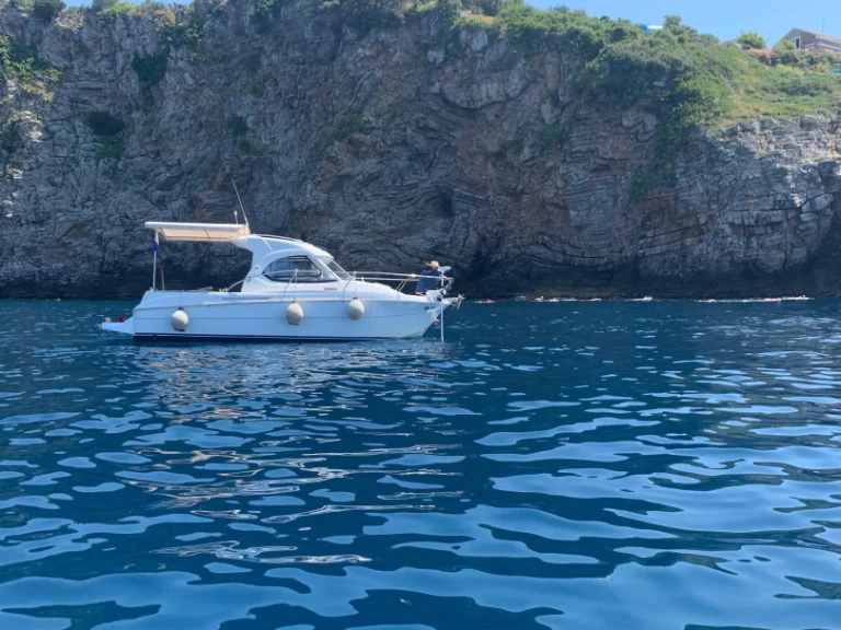 YachtCharter in Bar - Bénéteau Antares 7 auf SamBoat