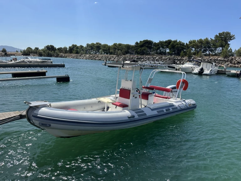 Caribe Caribe UB24 mieten Marseille