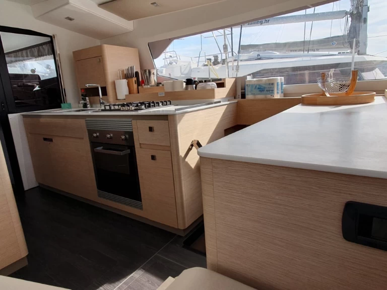 Fountaine Pajot Aura 51 mieten Seget Donji