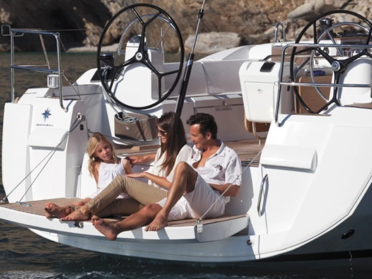 Boot mieten Mai Khao günstig Sun Odyssey 479