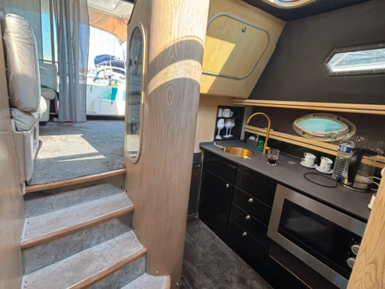 Vermietung Motorboot Gin sea mit Führerschein