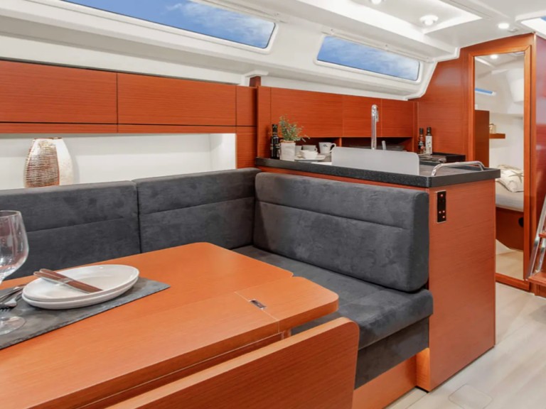YachtCharter in Ajaccio - Hanse Hanse 348 auf SamBoat