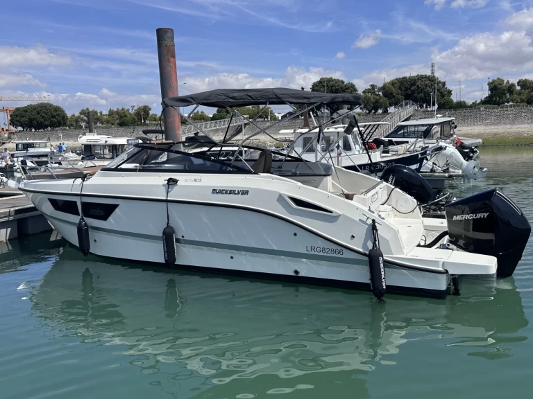 Motorboot mit oder ohne Skipper Quicksilver mieten in La Rochelle