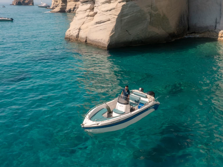 Ein Poseidon BLU WATER 185 mieten in Mílos