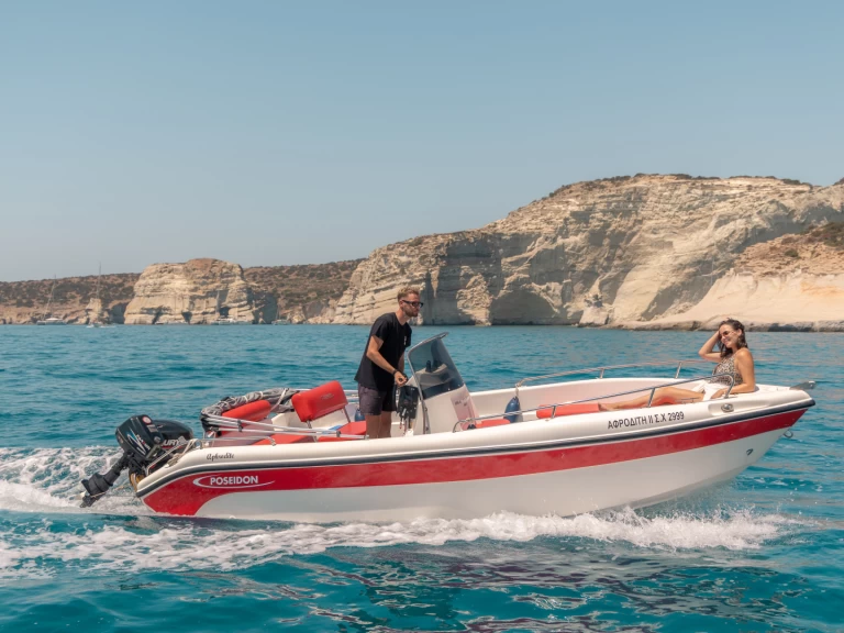 Motorboot mieten in Mílos zum besten Preis