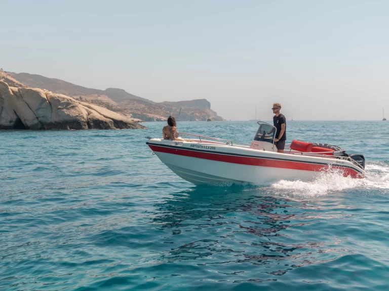 Ein Poseidon BLU WATER 185 mieten in Mílos