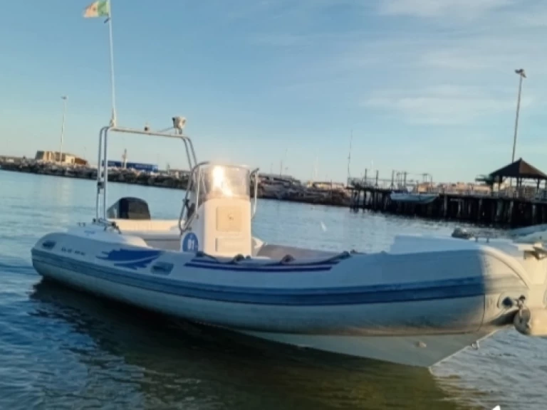 Schlauchboot mieten in Anzio zum besten Preis