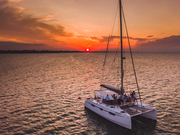 YachtCharter in Rimini - Nautitech Nautitech 40 Open  auf SamBoat