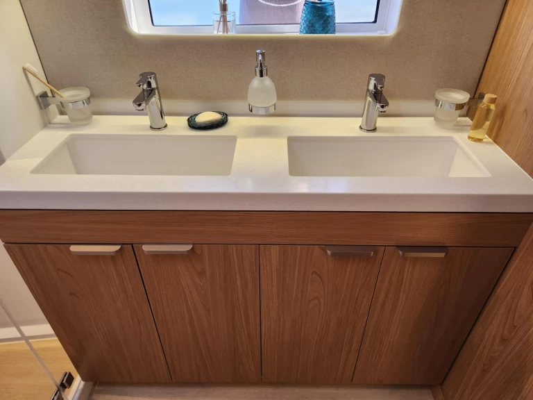 Bootsverleih BALI 5.8 - 5 cabines BALI 5.8 Le Marin Samboat