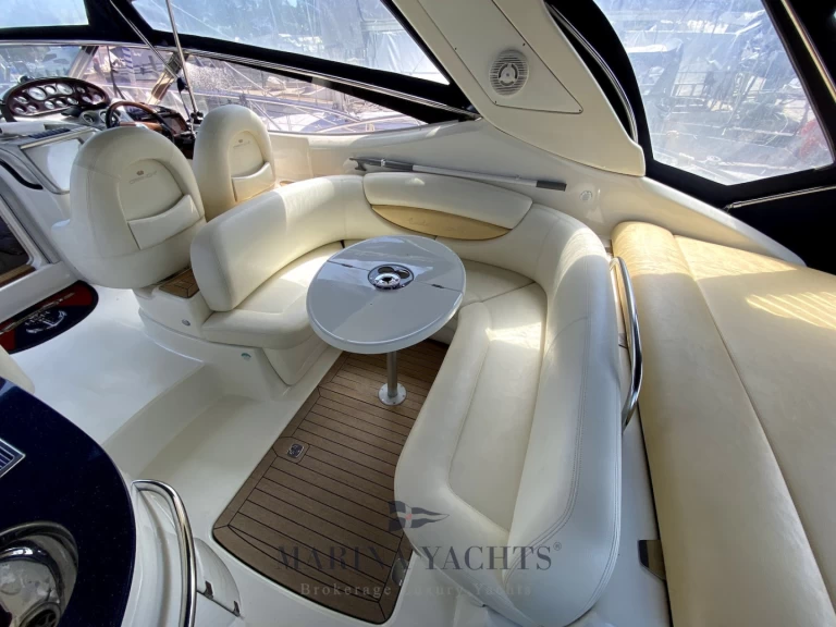 Ein Cranchi Endurance 41 mieten in Porto-Vecchio