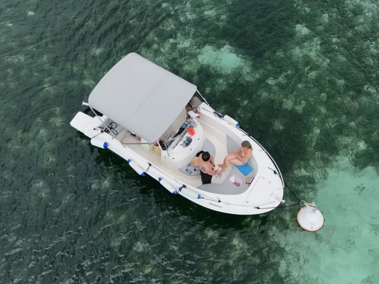 Motorboot mieten in Port-Louis - Pacific Craft Pacific Craft 545 Open