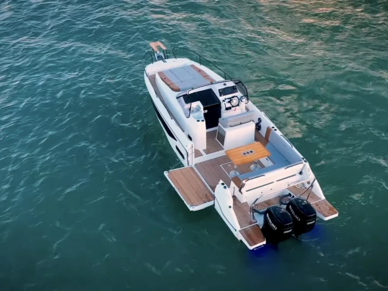 YachtCharter in Santa Eulària des Riu - Bénéteau FLYER 9 SUNdeck auf SamBoat