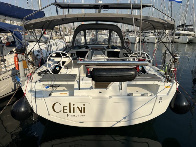 Segelboot mit oder ohne Skipper Dufour mieten in Álimos