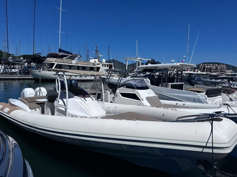 Vermietung Schlauchboot FANALE mit Führerschein