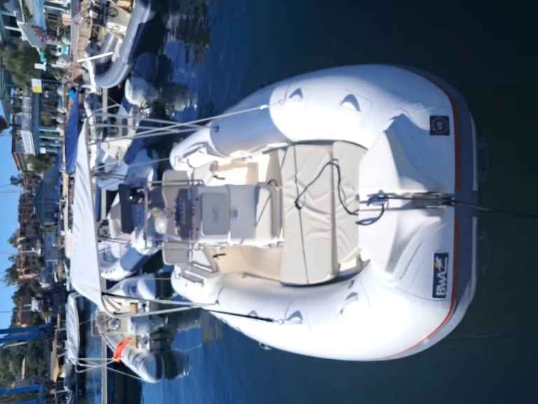 Schlauchboot mit oder ohne Skipper Bwa mieten in Arbatax Port