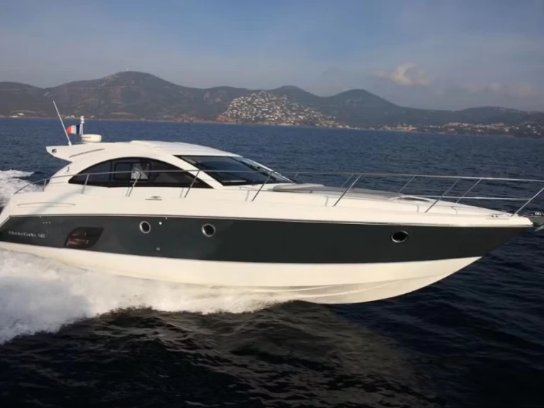 Bootsverleih MonteCarloYachts 42 Monaco Samboat