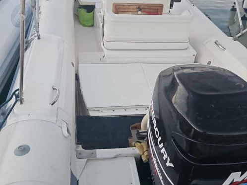 Ein Joker Boat Coaster 650 mieten in Palermo